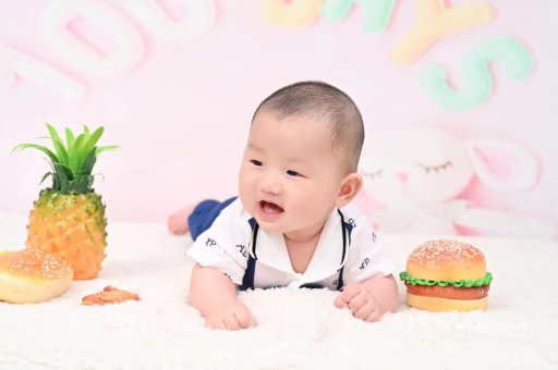 东阳两岁宝宝晚上哭